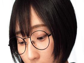 メガネを掛けた無垢な子に変態わいせつ行為をしたら・・・興味津々で欲しがり顔・・・初体験の生チ●コの感触に「本物は初めてです。」と懐き、トロけた顔で崩壊絶頂する地味カワで巨乳のパイパン●学生るか　サンプル画像15